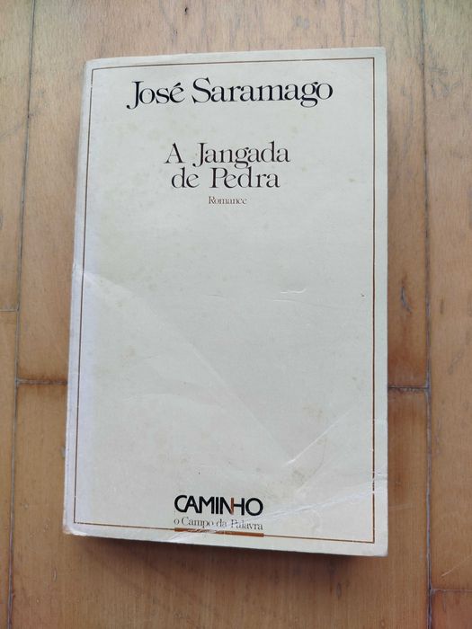Livro "A Jangada de Pedra - José Saramago"