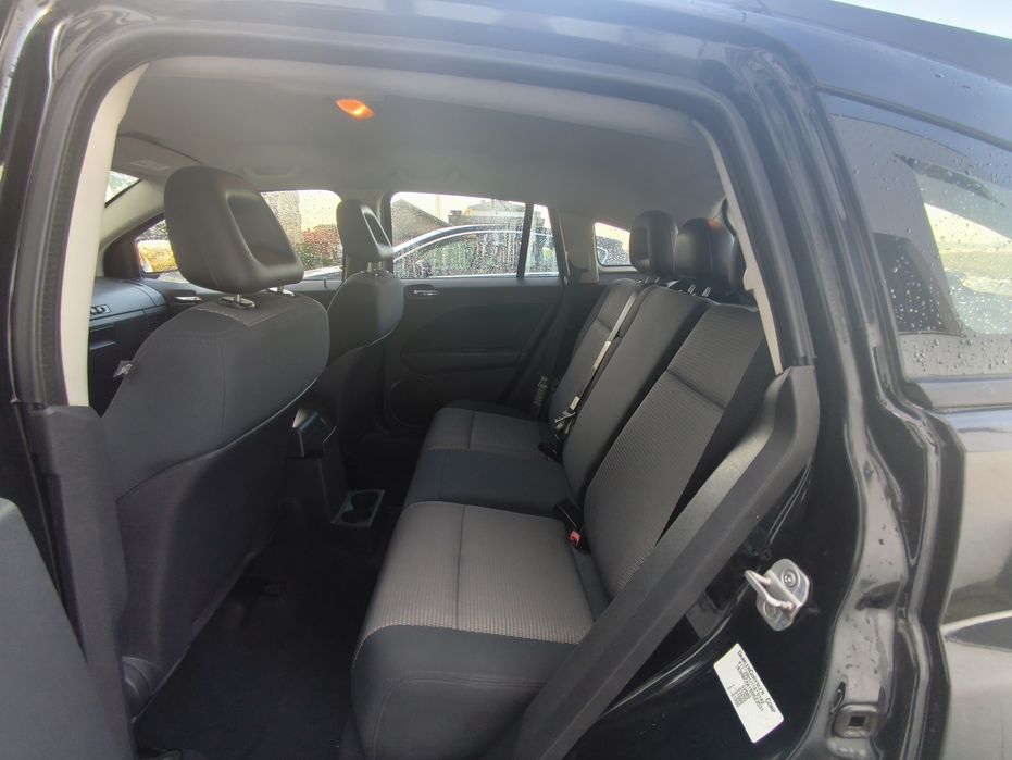 Dodge Caliber — fotografia 6