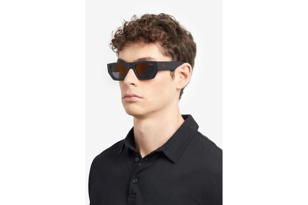 Сонцезахисні окуляри Hugo boss!!