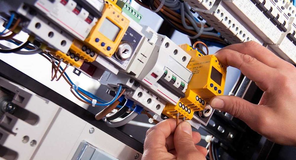 Електрик (послуги електрика)