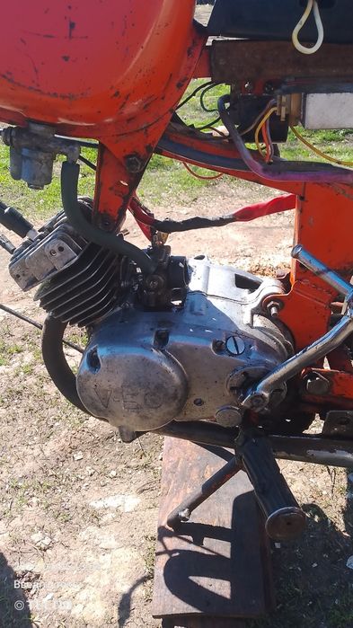 Продам мопед карпати