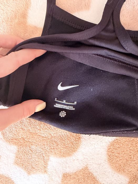 Топ nike чорний s