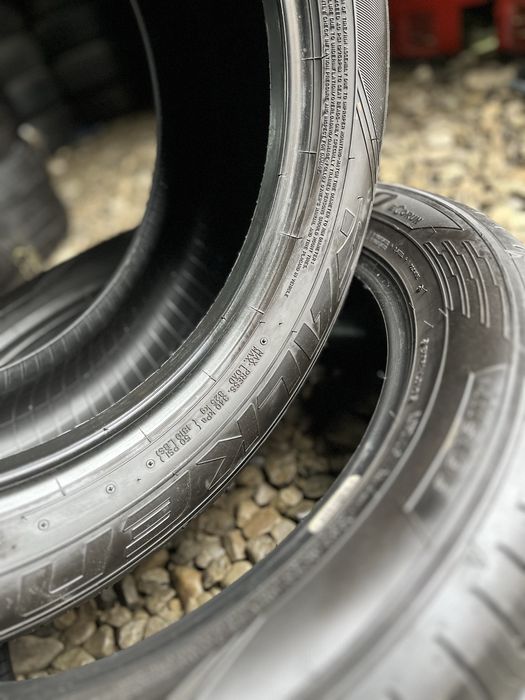 225/55 R17 2 шт. Falken Ziex