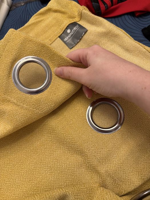Cortinas para varão amarela