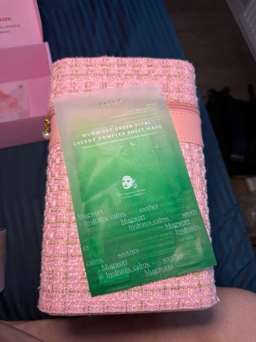 Подарунковий набір корейської косметики Medicube + Age-R Pro Booster