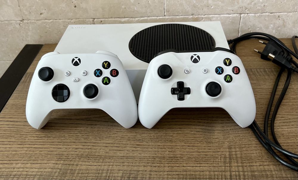Приставка Xbox Series S