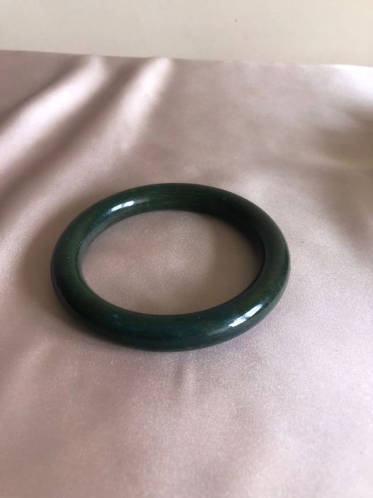 Pulseira antiga simples verde