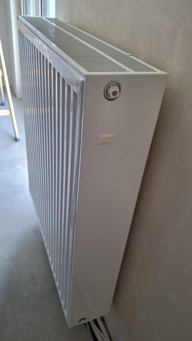 Grzejnik Radson Integra 33/900/800 o mocy 2068 W.