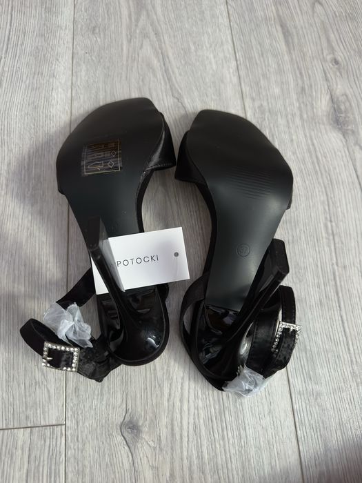 Босоніжки жіночі Potocki