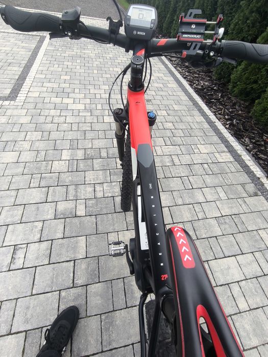 Rower elektryczny Cube