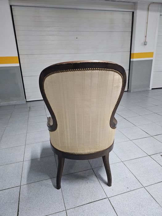 Cadeirão estilo vitoriano