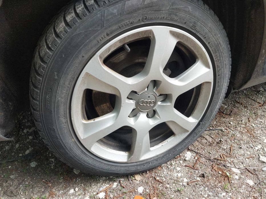 Kola felgi aluminiowe audi a4 b8  r16   2009r