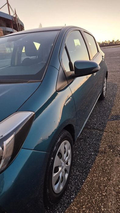 Toyota Yaris 1.5 HSD Comfort +P.Style+Navi