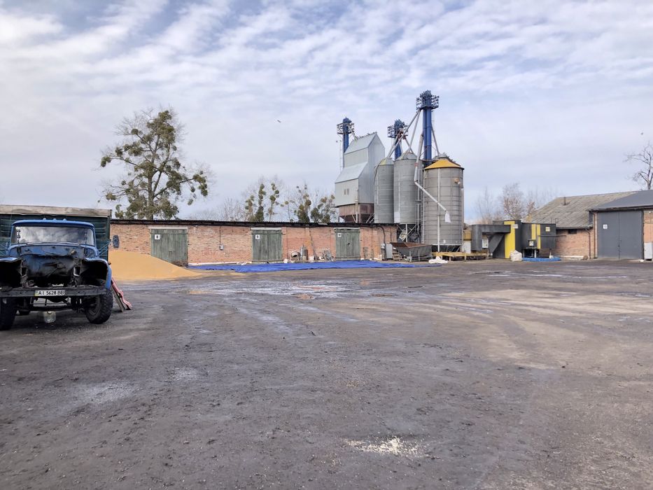 Продаж індустріального комплексу з готовою інфраструктурою