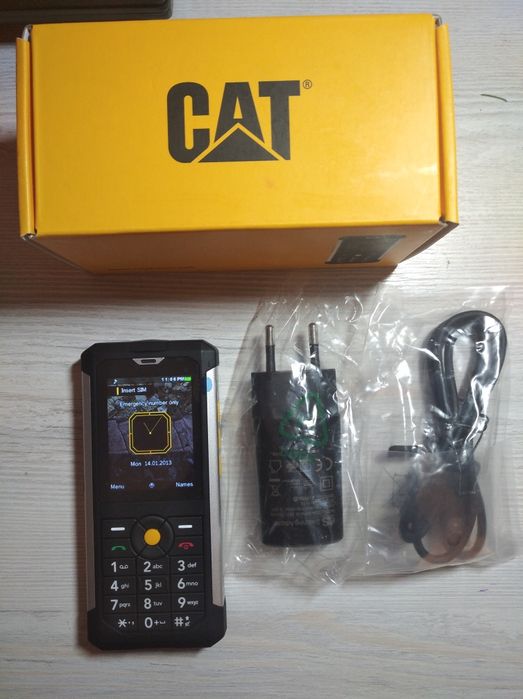 Продам телефон..Cat b100