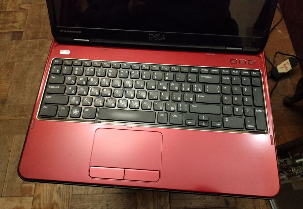 Dell Inspiron M5110 запчасти,разборка