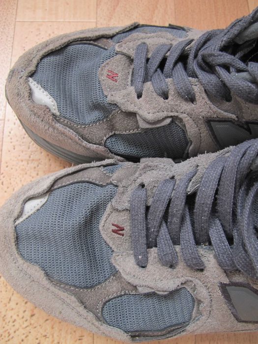 New Balance 2002 замшеві