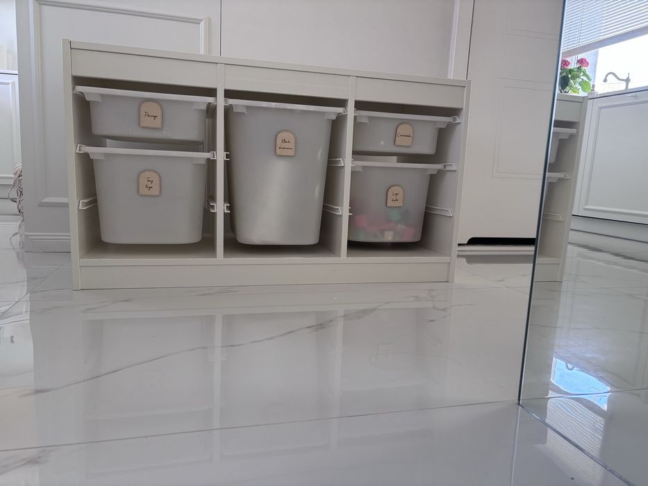 regaly ikea trofast 2 sztuki z pojemnikami
