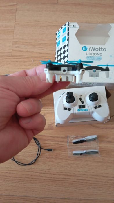 GPS / Drone (ambos como novos)
