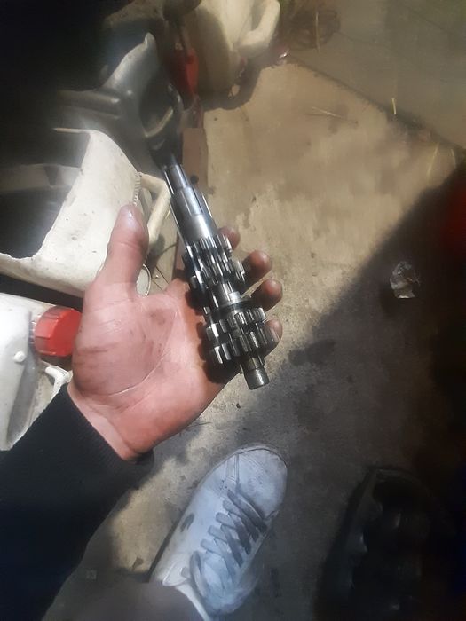 Продам запчастини двигуна вайпер р1