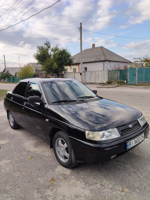 продам ваз 2110.