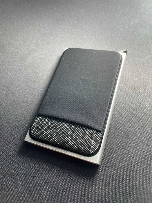 Carteira Premium para até 8 Cartões