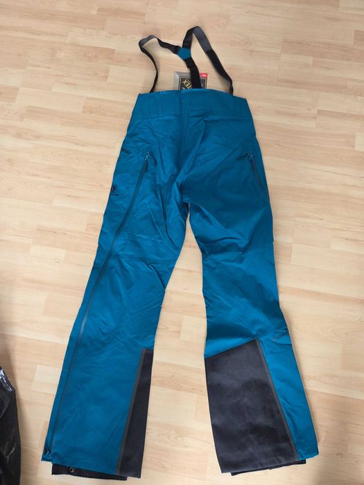 Spodnie goretex Black yak