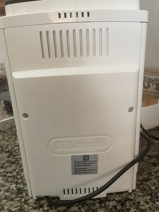 Máquina de Café DeLonghi Magnifica Start ECAM220.20.W