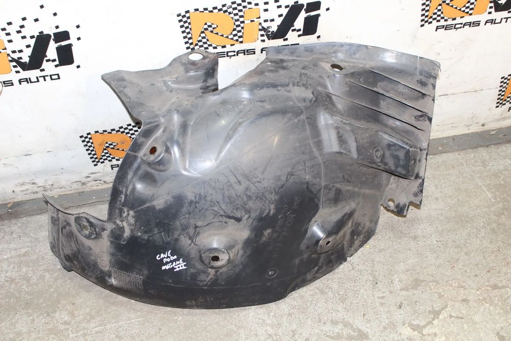 Cava roda frente esquerda RENAULT Megane III (BZ0_)