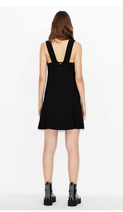 Продам плаття Armani exchange