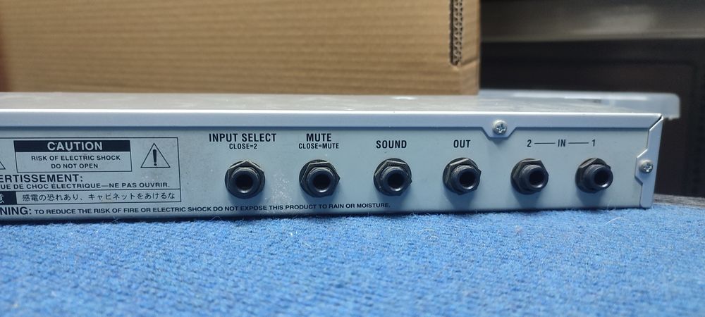 Afinador rack korg DTR 2000