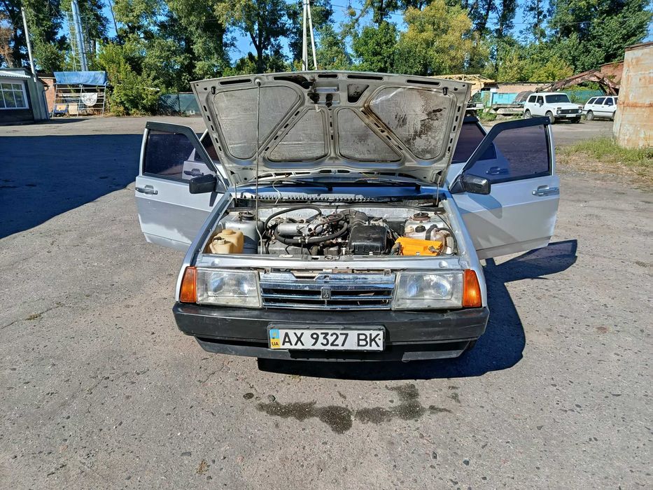 Свій автомобіль ваз 21099