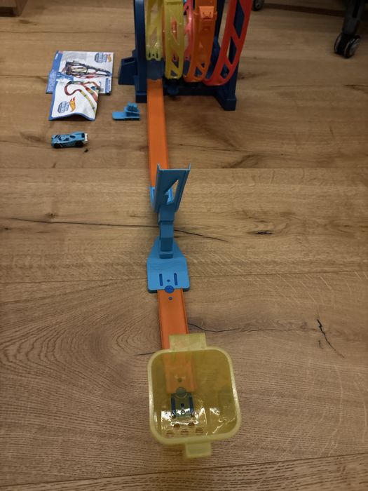 Tor hot wheels stan bardzo dobry