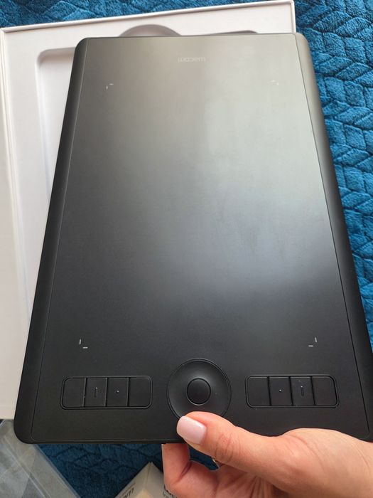 Tablet Wacom Intuos Pro M + rękawiczka
