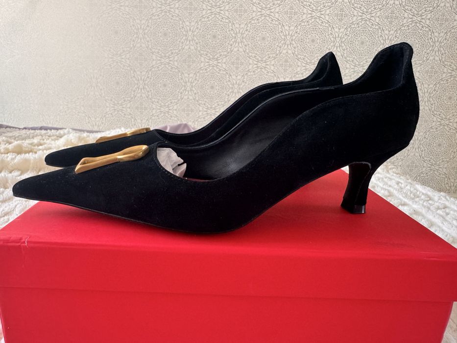 Туфлі замшеві Schiaparelli 39р