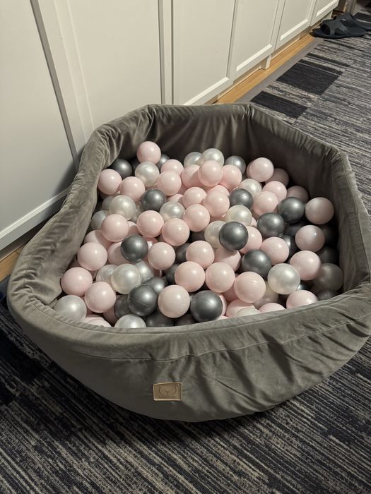Basen z kulkami Misioo