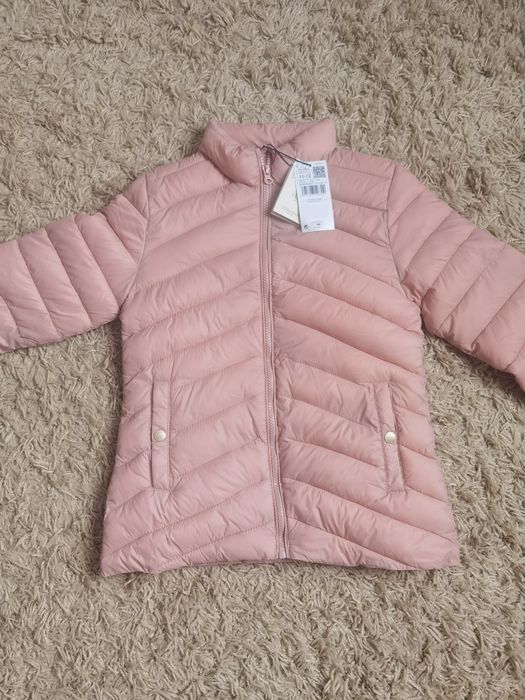 Нова курточка 152р.
