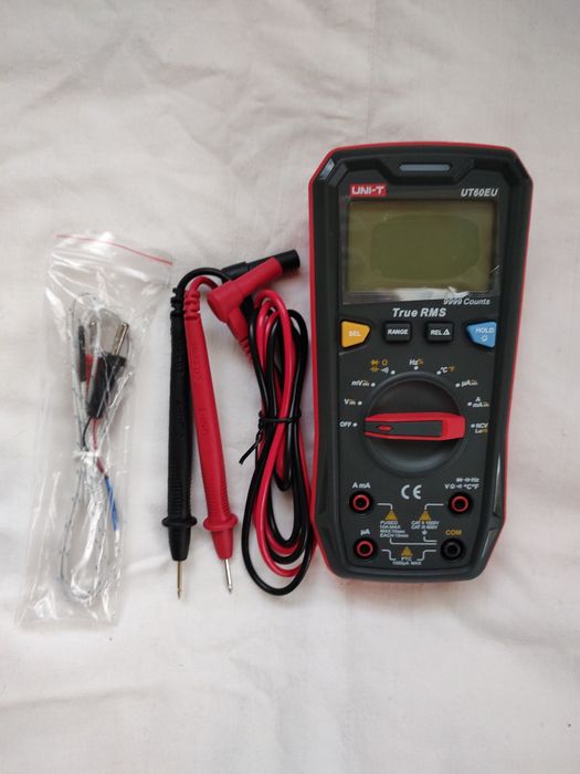 Прилад UNI-T UT 204+