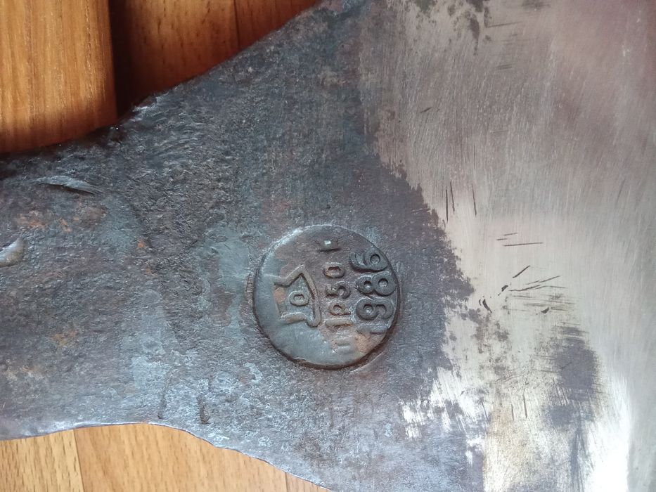 Топор 1986 года тех времён