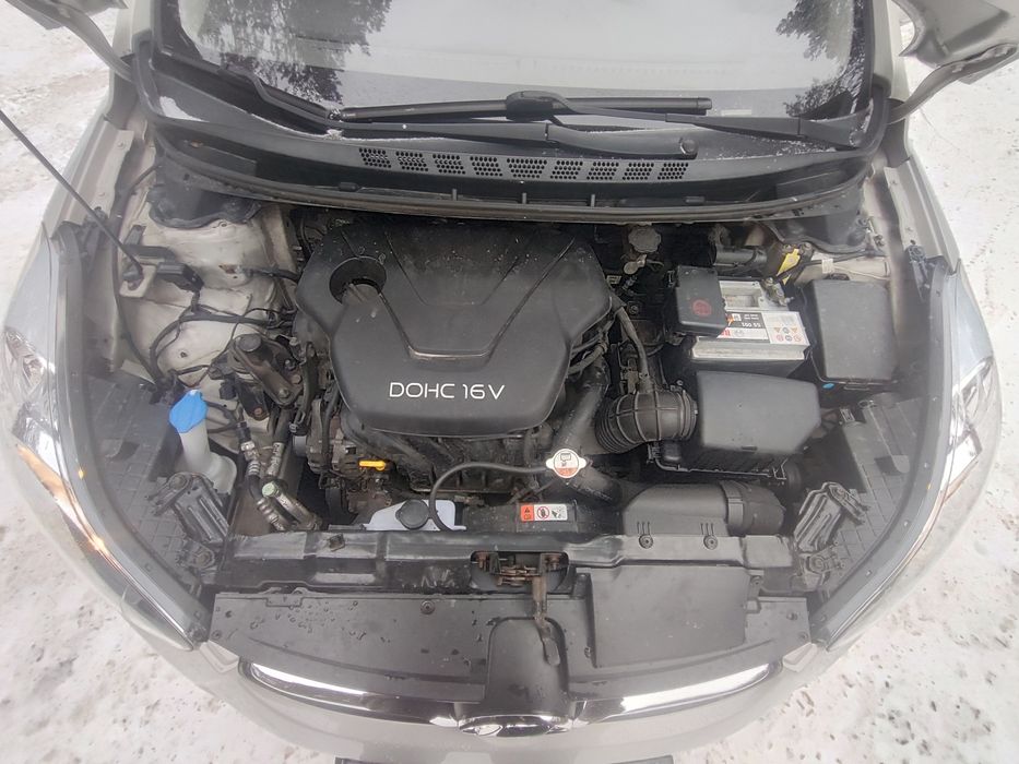 Hyundai Elantra MD хорошая