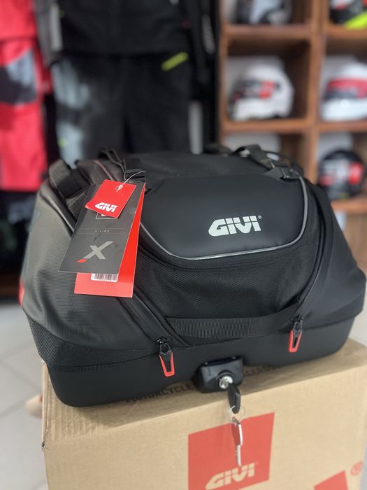 Сумка центральна GIVI XL08 40л monokey