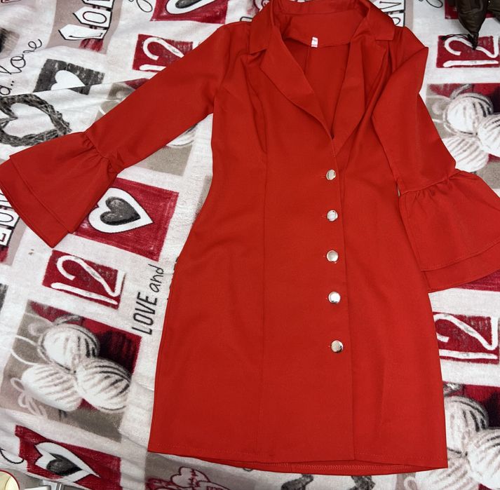 Сукня-піджак, червона