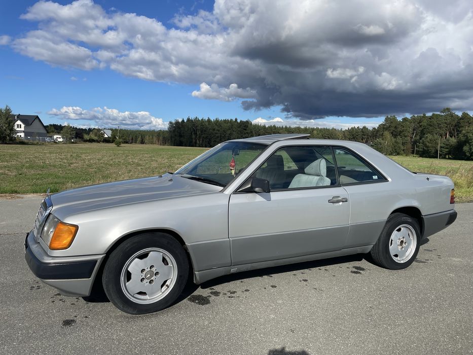 Mercedes-Benz W124