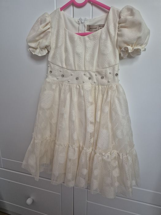 Sukienka rozmiar 104