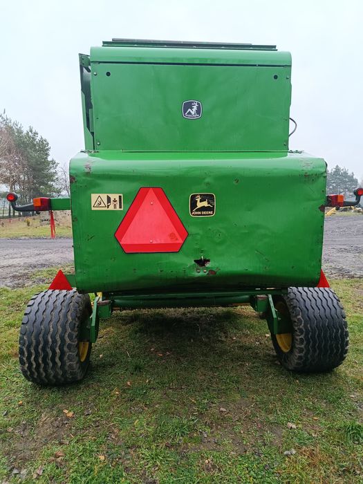 Prasa John Deere 590 zmiennokomorowa