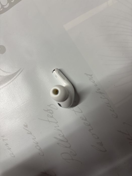 Airpod  pro 1 geracao direito
