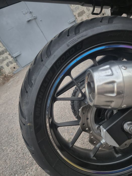 Продається Honda CB400F