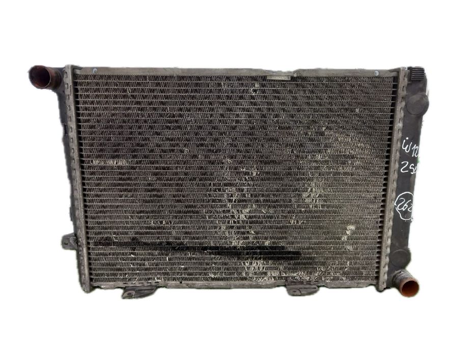 Radiador de água MERCEDES-BENZ Três volumes (W124)