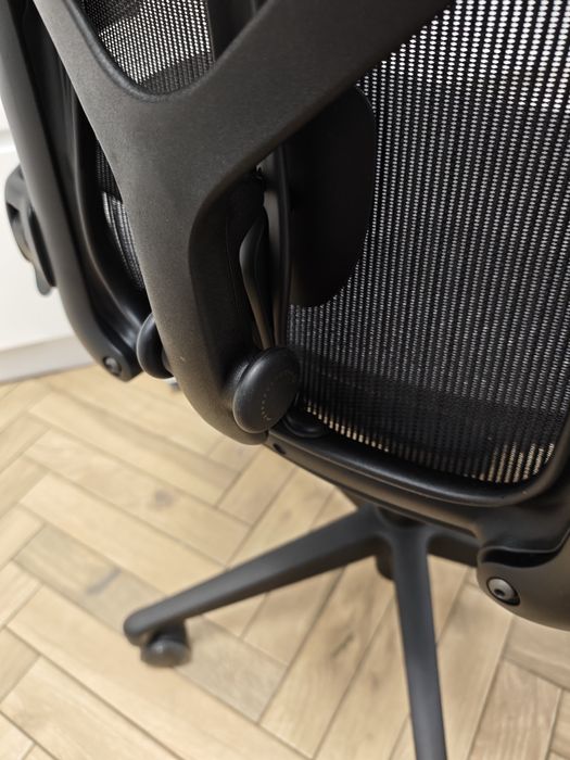 Herman Miller Aeron Remastered B ( nowy model )