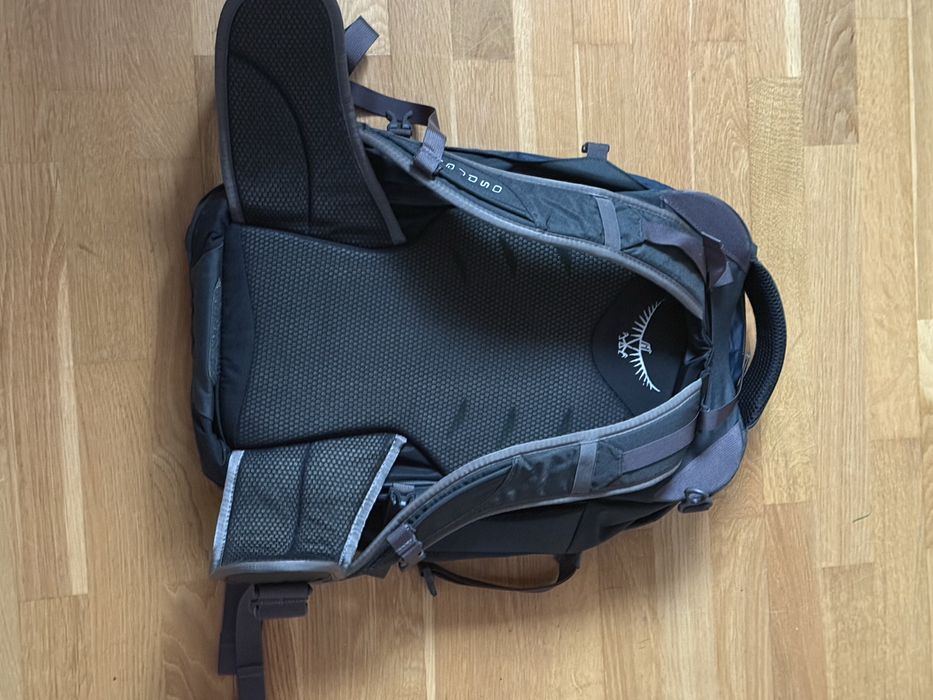 Mochila Osprey Farpoint 40